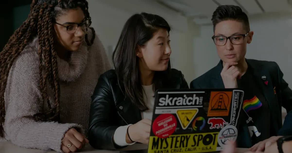 Automatiza la Extracción de Datos con SQL y Sqoop en AWS